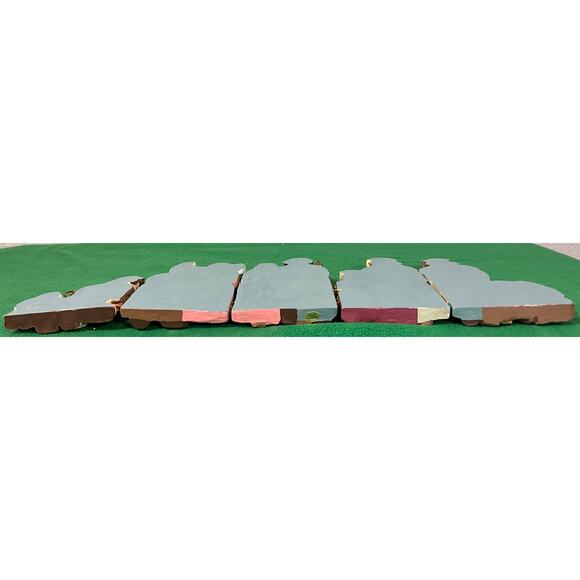 New in Box Hinged Nativity Scene Christmas Holiday Season Table Top Decoration - Picture 5 of 8